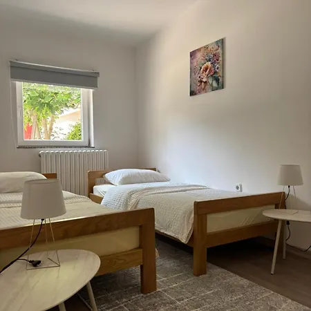 Apartment Emina - Old Town *